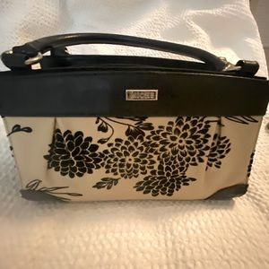 Miche Classic Bag Base with two interchangeable covers